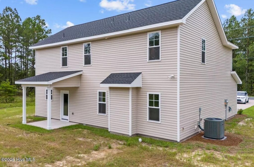 Photo of 138 S View Spur Road, Raeford, NC 28376 (MLS # 100556170)