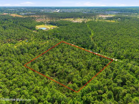 Tiny photo for 7604 Plantation Road, Wilmington, NC 28411 (MLS # 100572290)