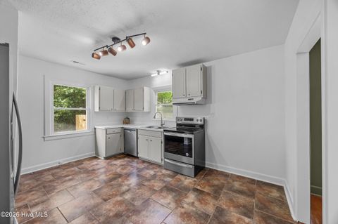 Tiny photo for 227 Dixie Avenue, Wilmington, NC 28403 (MLS # 100572515)