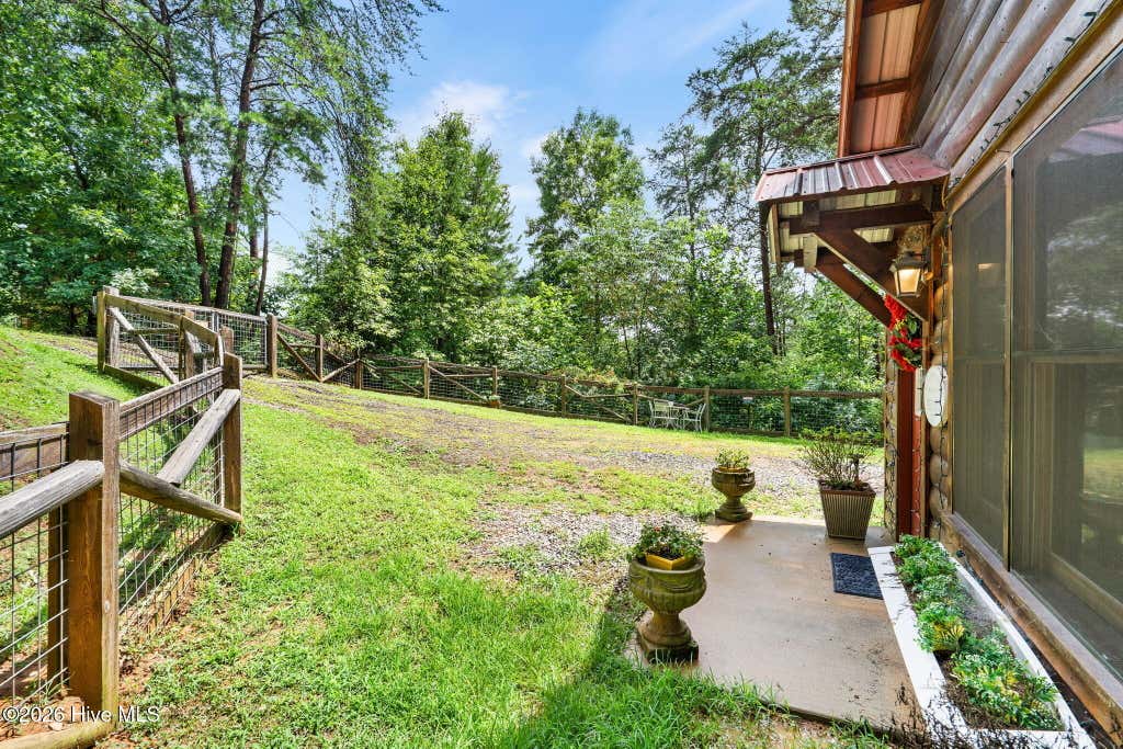 Photo of 75 Woodridge Trail, Murphy, NC 28906 (MLS # 100589944)