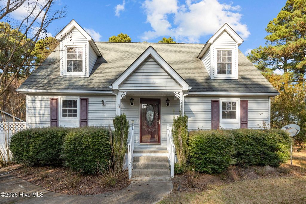 Photo of 142 Jordans Lane, Beaufort, NC 28516 (MLS # 100548251)