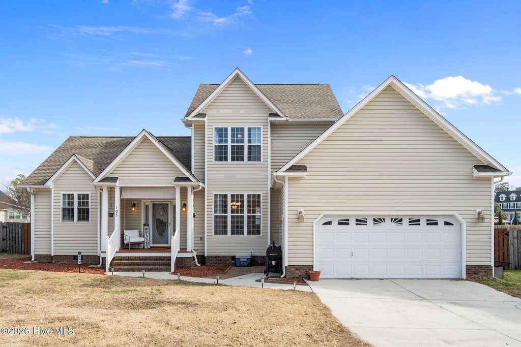 Photo of 103 Daniel Court, Richlands, NC 28574 (MLS # 100552924)
