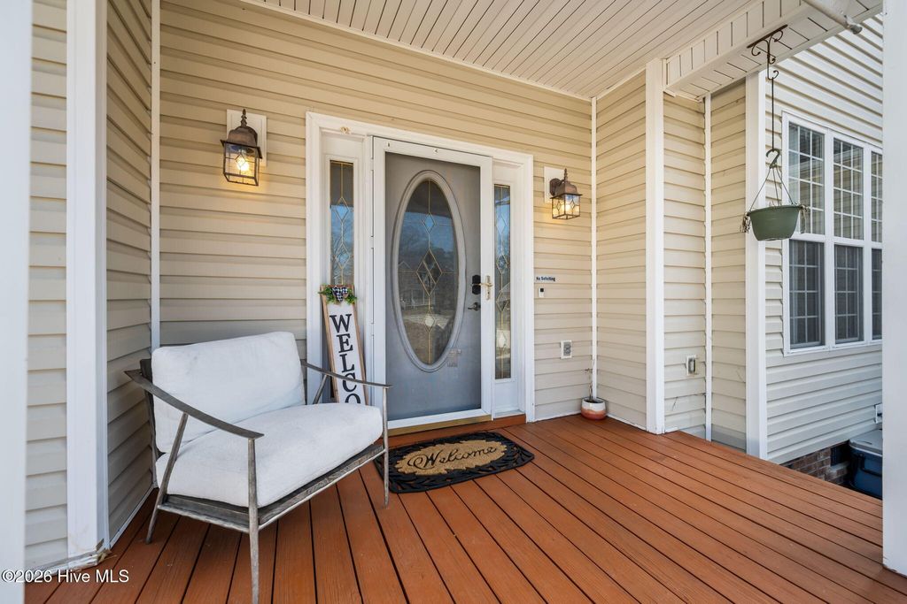 Photo of 103 Daniel Court, Richlands, NC 28574 (MLS # 100552924)