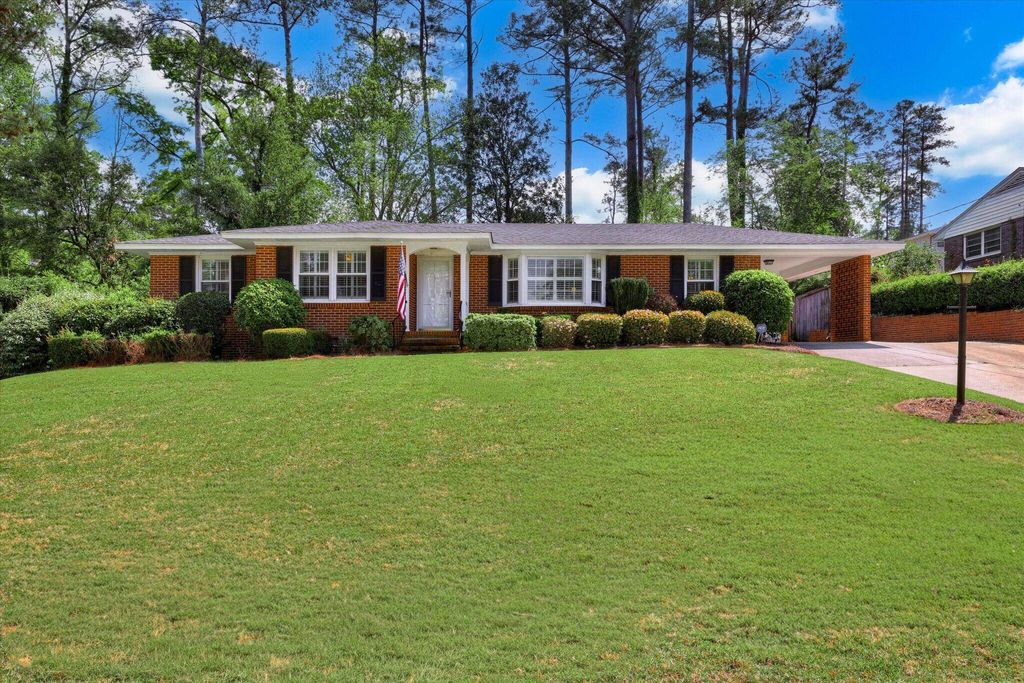 Photo of 3006 Hampshire Drive, Augusta, GA 30909 (MLS # 554100)