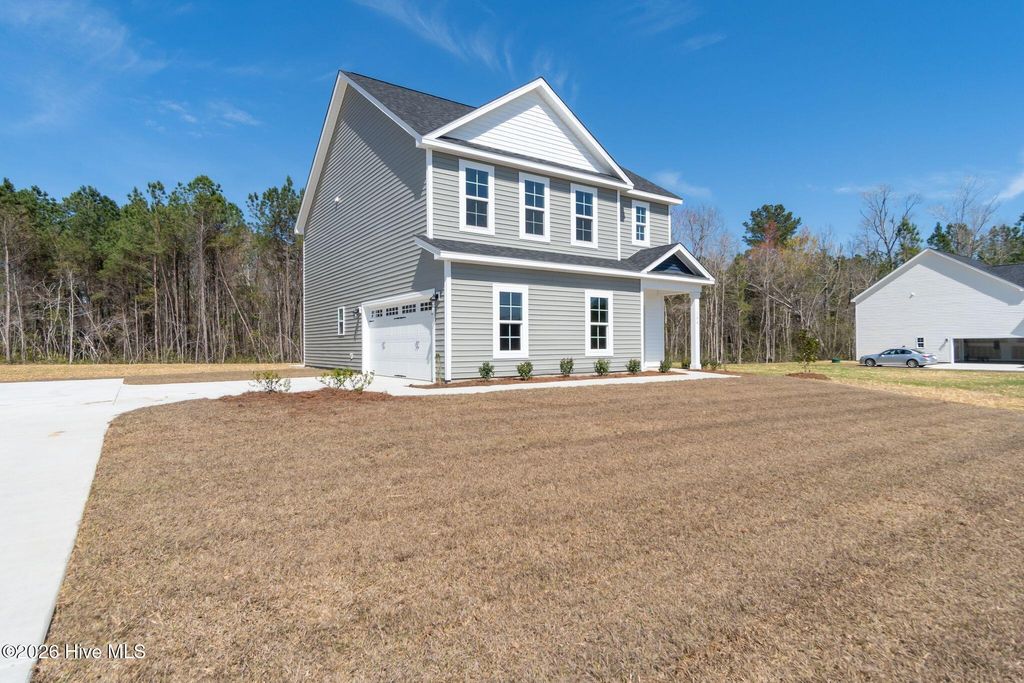 Photo of 104 Palo Alto Park Drive, Maysville, NC 28555 (MLS # 100558268)