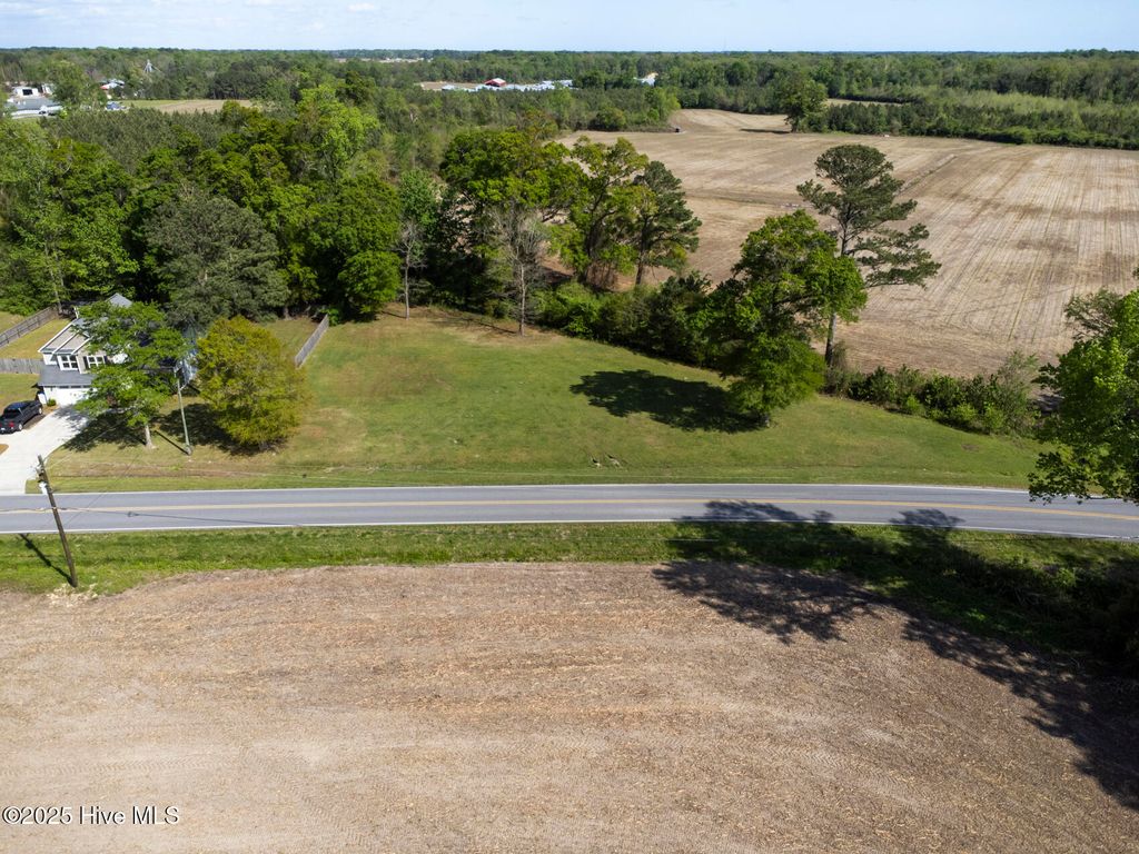 Photo of 424 Huffmantown Road, Richlands, NC 28574 (MLS # 100500798)