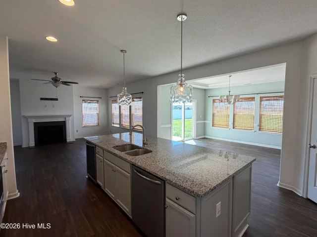 114 Currituck Reserve Parkway, photo 2 of 45