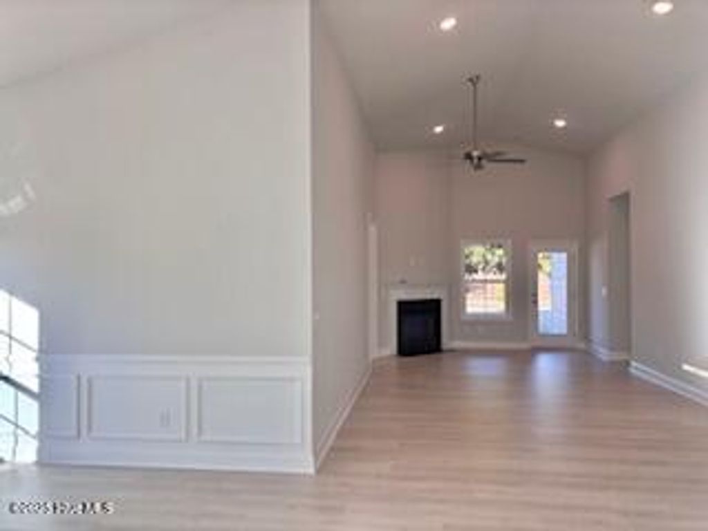 Photo of 118 Firethorn Circle, Wallace, NC 28466 (MLS # 100434531)