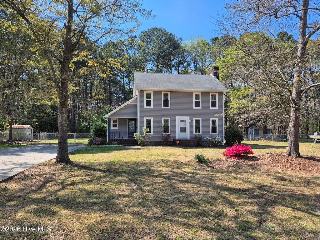 Photo of 207 Duffy Drive, Goldsboro, NC 27534 (MLS # 100563271)