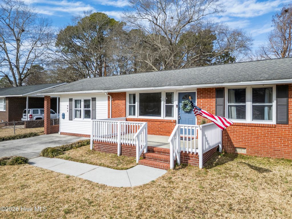 Photo of 609 Forest Grove Avenue, Jacksonville, NC 28540 (MLS # 100555407)