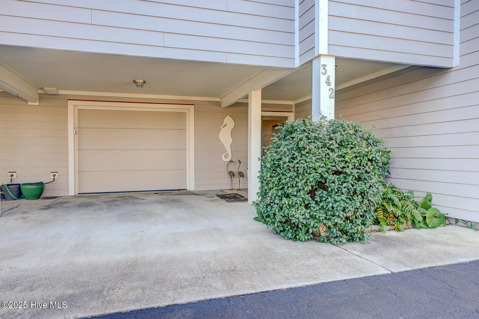 342 Causeway Drive 9