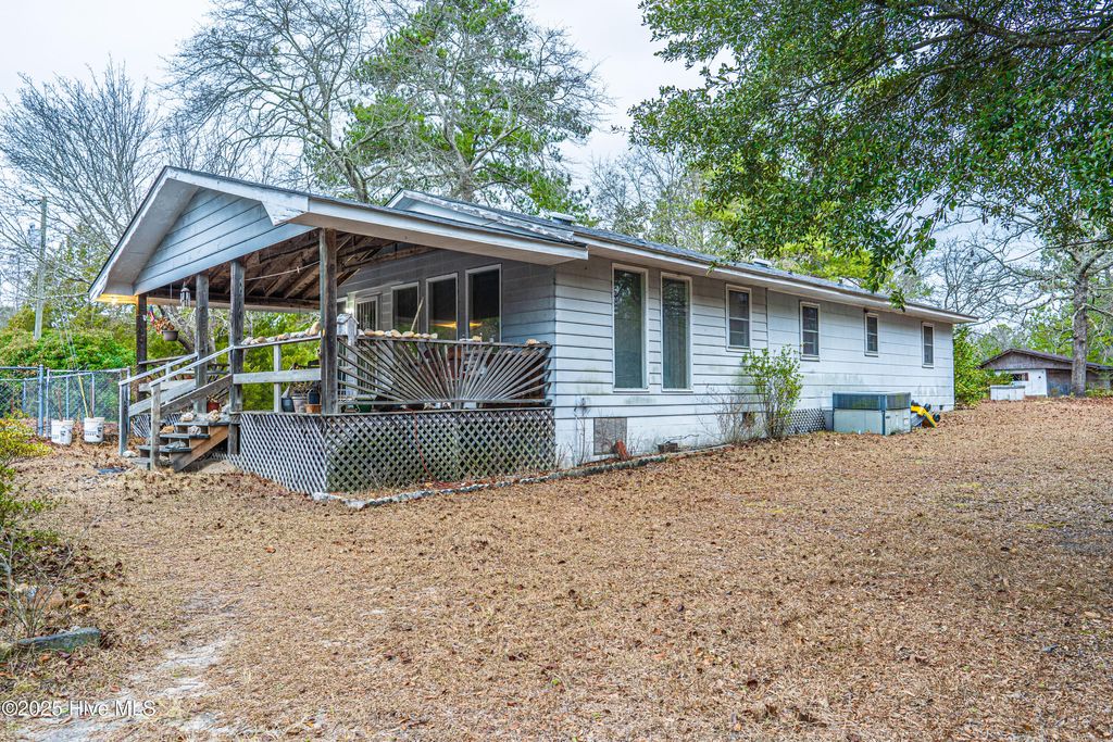 Photo of 191 Wildwood Road, Rockingham, NC 28379 (MLS # 100546379)