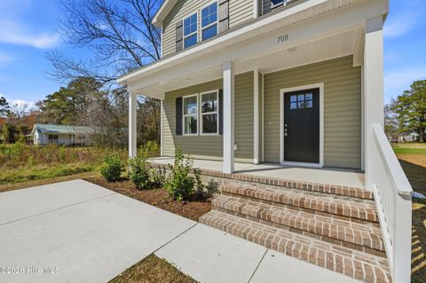 Tiny photo for 706 W Hayes Street, Burgaw, NC 28425 (MLS # 100559529)