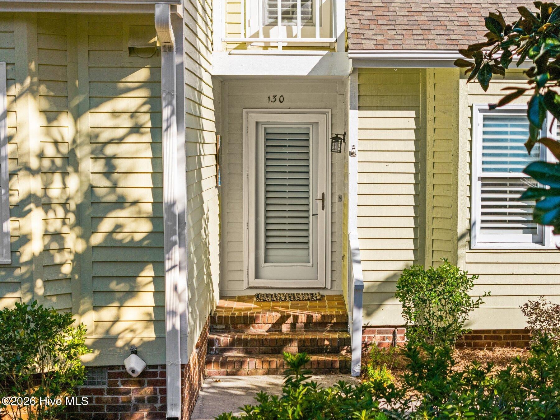 1800 Eastwood Road Apt 130