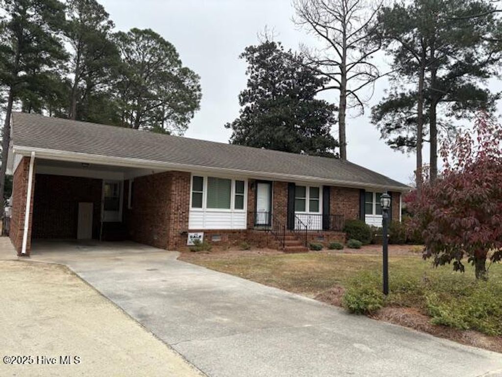 Photo of 1729 Holly Ridge Road, Kinston, NC 28504 (MLS # 100542420)
