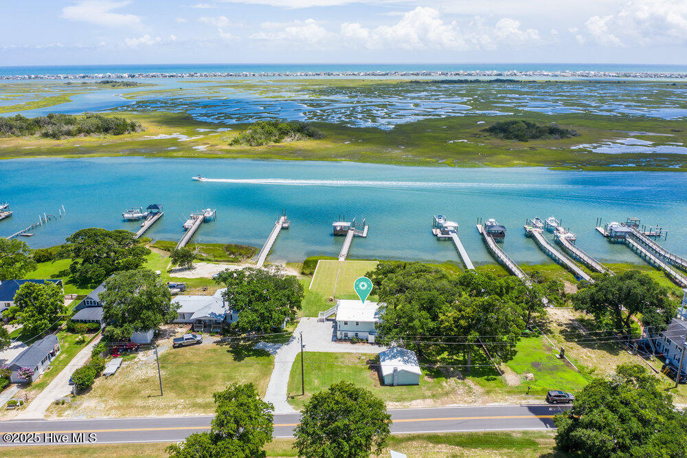 1475 Kings Landing Road