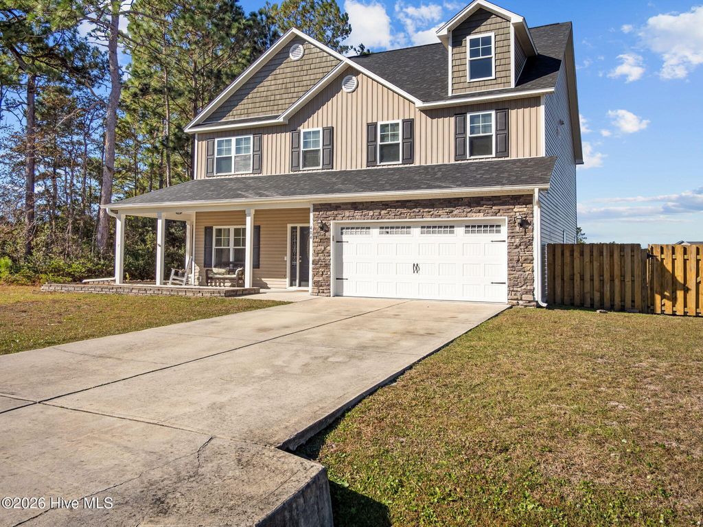 Photo of 404 Kinroff Drive, Hubert, NC 28539 (MLS # 100549949)