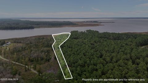 Vacant Land For Sale - 6428 Deep Creek Drive<br/> New Bern, NC 28560