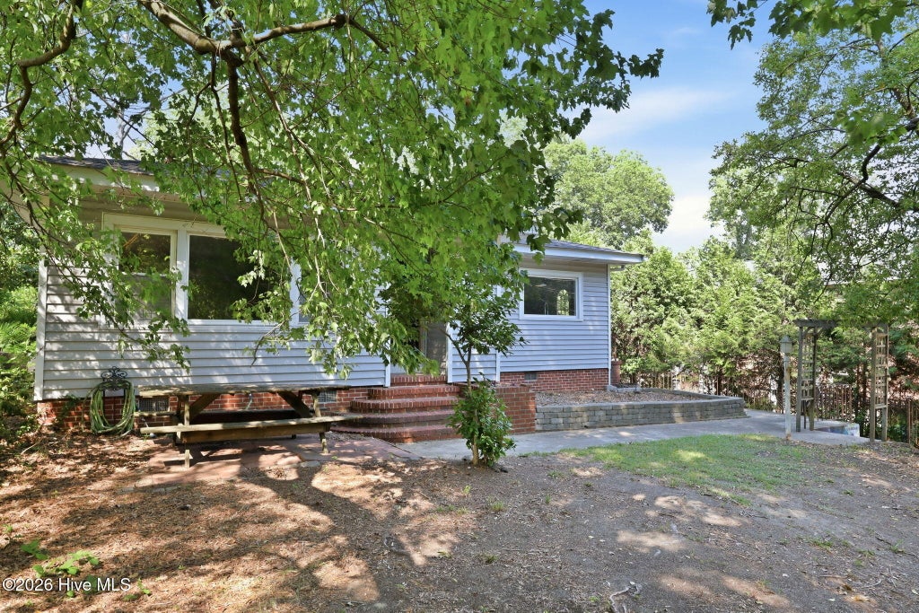 Photo of 2503 E 5th Street, Greenville, NC 27858 (MLS # 100601909)