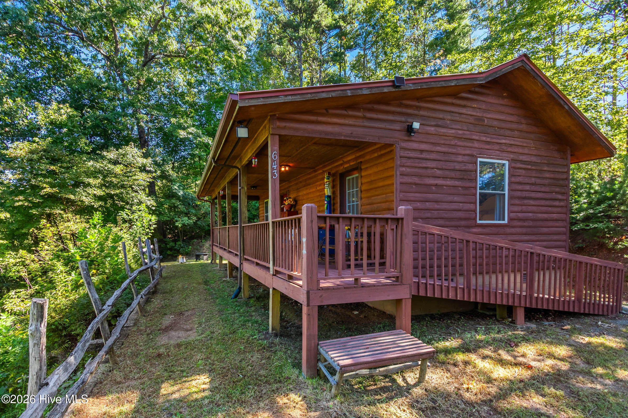 643 Zekes Trail