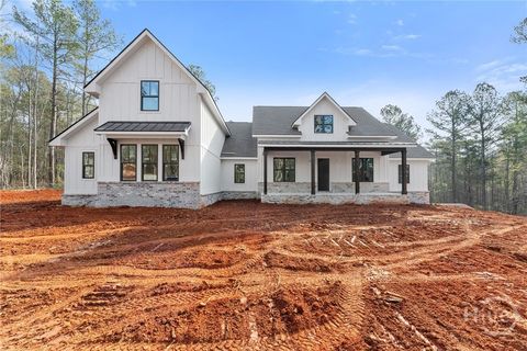 Homes For Sale - 305 Harmony Gates Drive<br/> Commerce, GA 30529