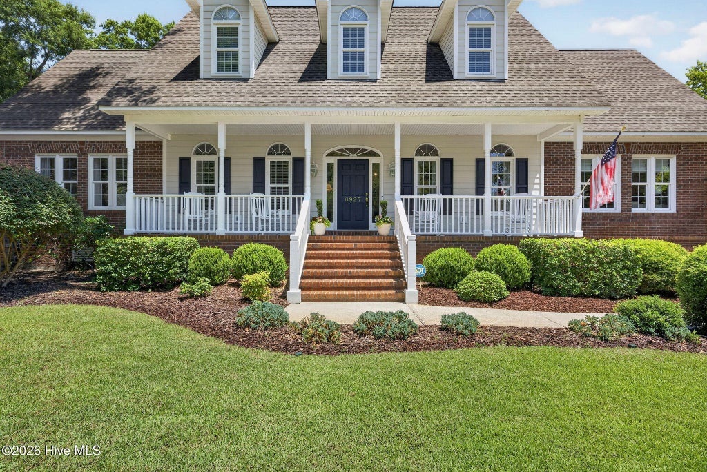 Photo of 6927 Finian Drive, Wilmington, NC 28409 (MLS # 100586382)