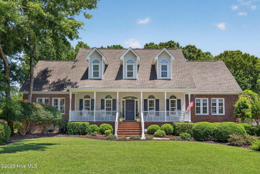 Photo of 6927 Finian Drive, Wilmington, NC 28409 (MLS # 100586382)