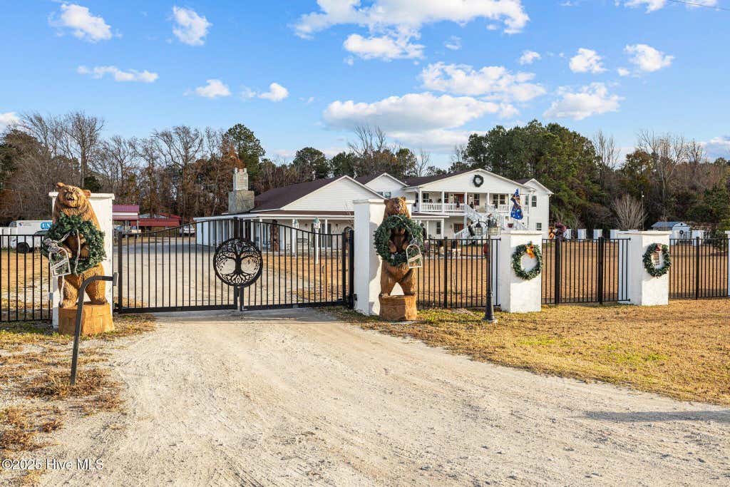 Photo of 490 Whitehouse Fork Road, Peletier, NC 28584 (MLS # 100588167)
