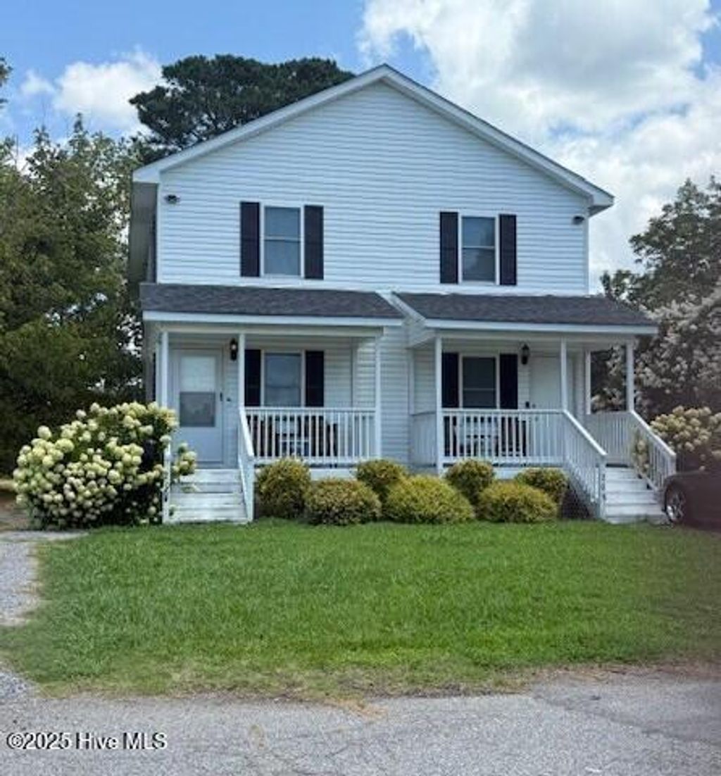 Photo of 208 Lawrence Street, Murfreesboro, NC 27855 (MLS # 100525605)