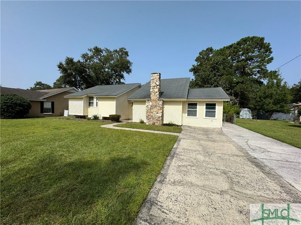 Photo of 714 MARSH POINT Road, Evans, GA 30809 (MLS # 297754)