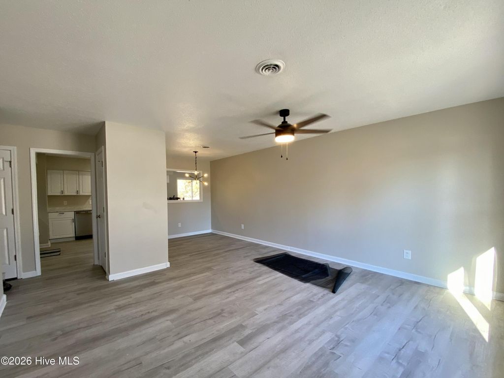 Photo of 102 Tanglewood Drive, Jacksonville, NC 28540 (MLS # 100552306)