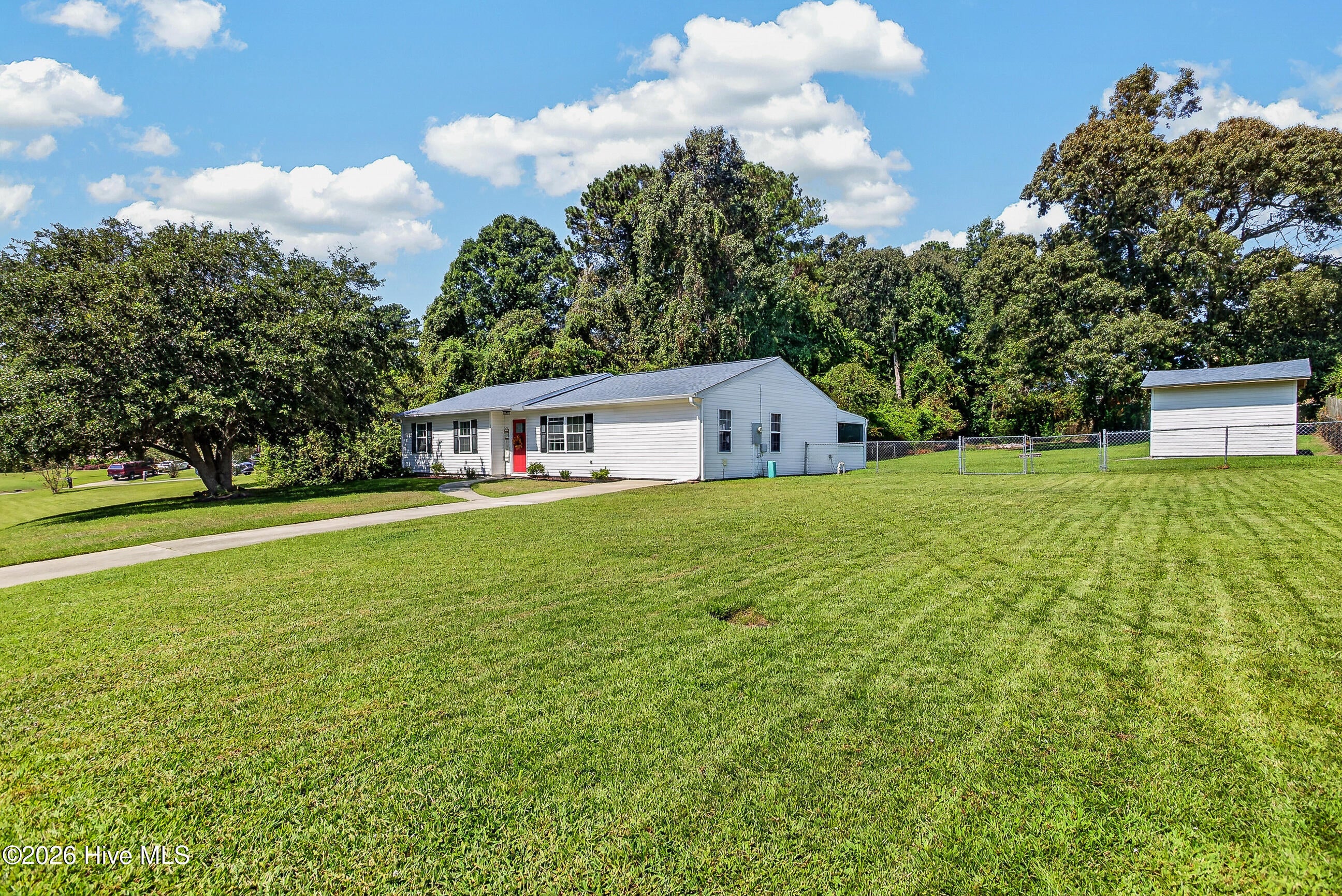 606 Duke Court