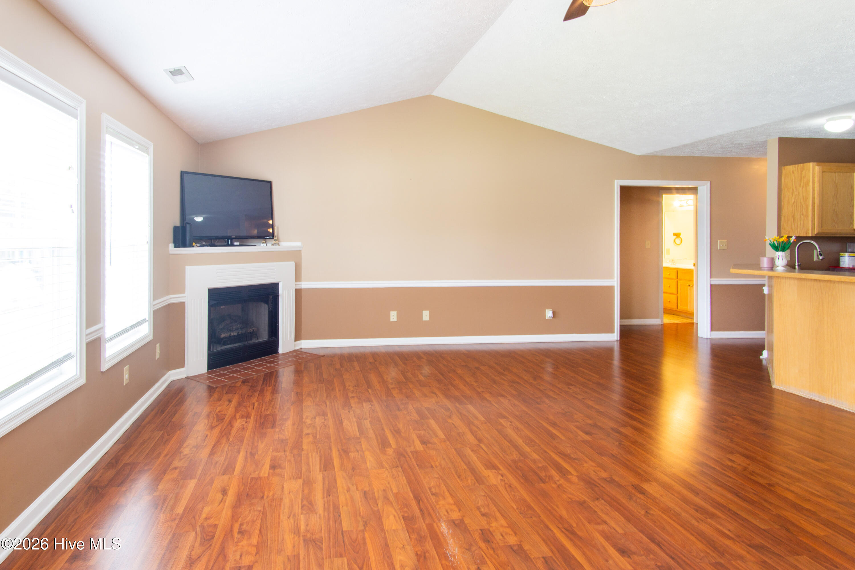 1010 Locust Court
