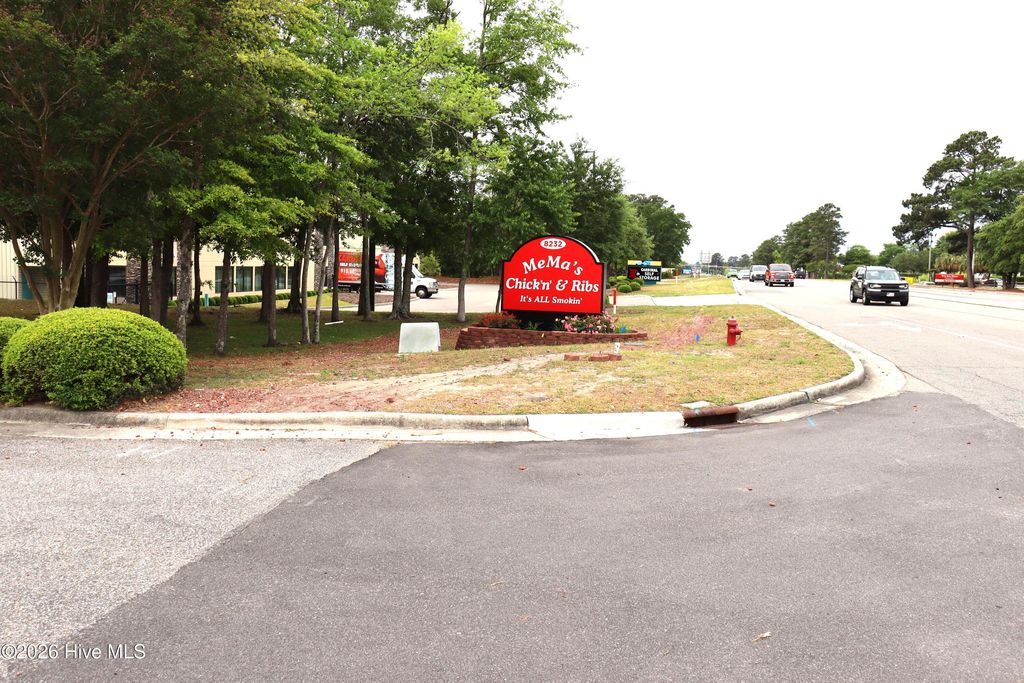 Photo of 8232 Market Street, Wilmington, NC 28411 (MLS # 100570977)