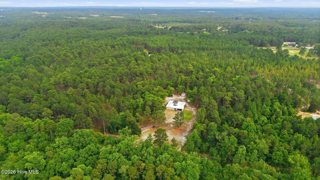 Photo of 631 Roseland Road, Aberdeen, NC 28315 (MLS # 100580532)