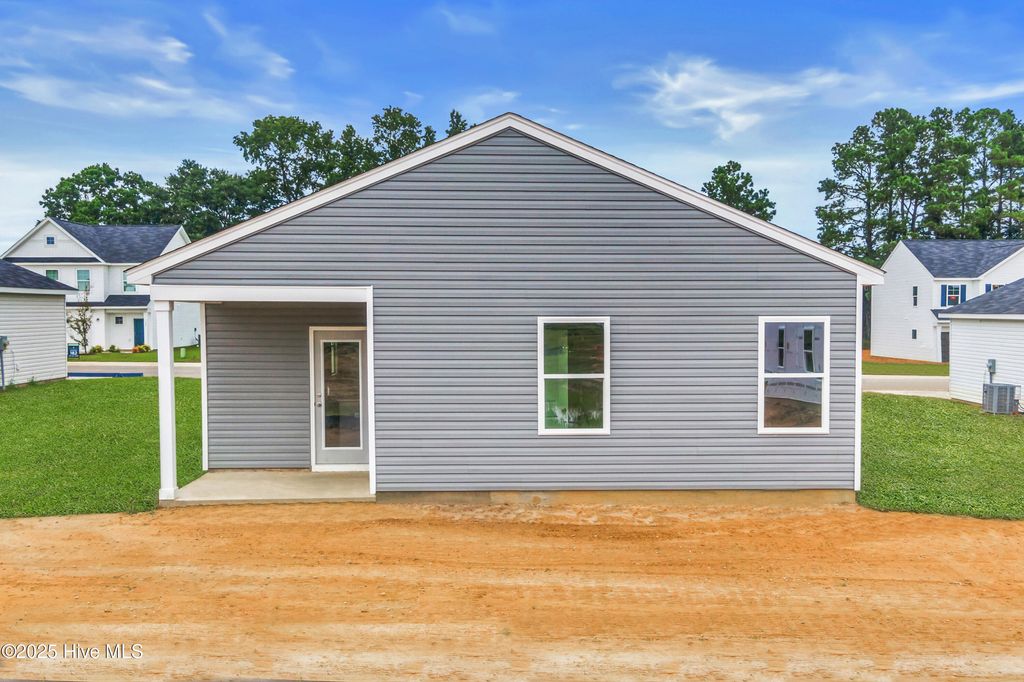 Photo of 1099 Hanson Drive, Leland, NC 28451 (MLS # 100546537)