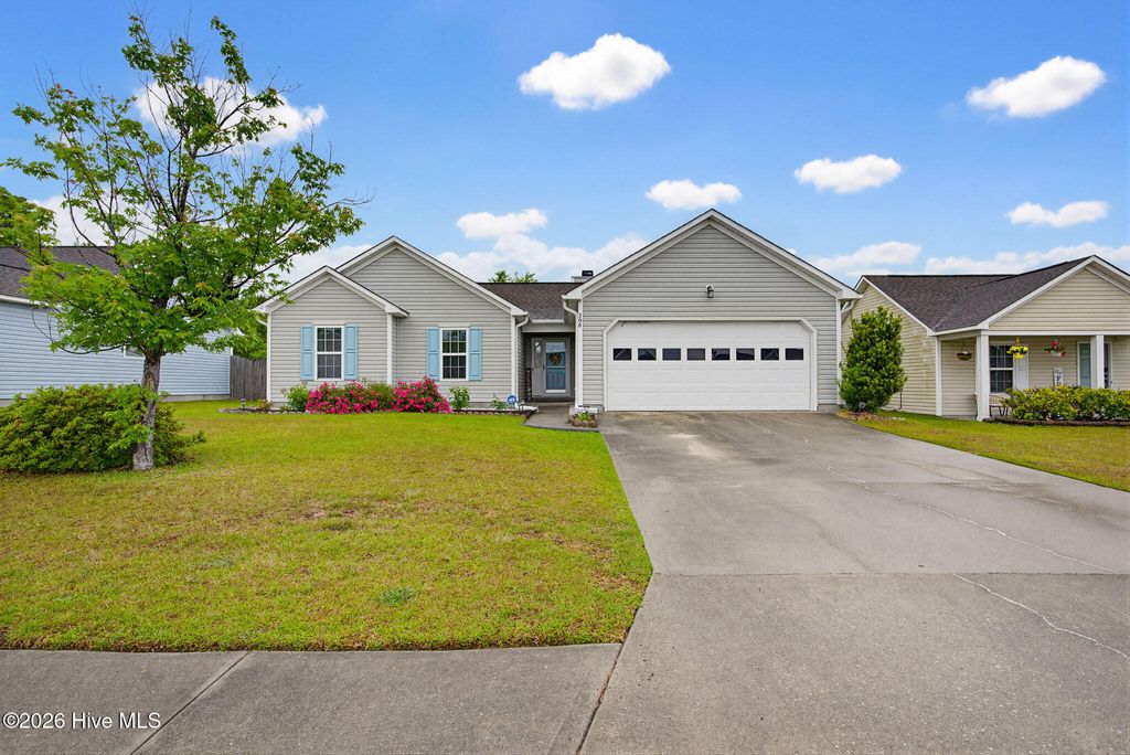 Photo of 208 Red Carnation Drive, Holly Ridge, NC 28445 (MLS # 100571458)