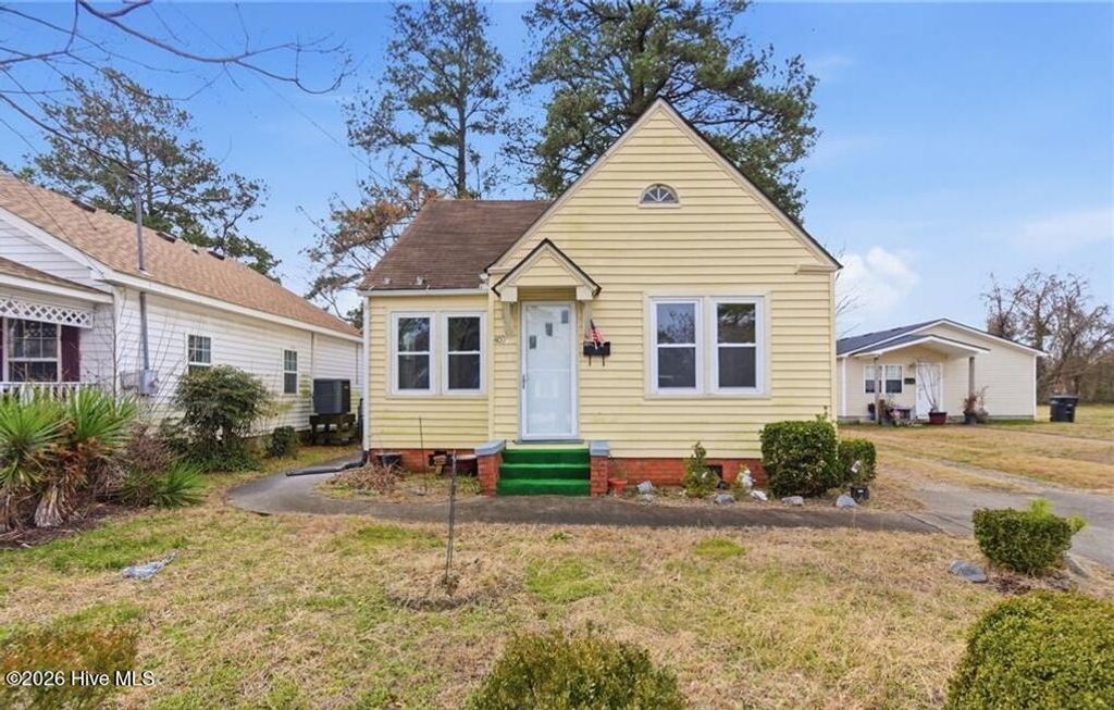 Photo of 409 Perry Street, Elizabeth City, NC 27909 (MLS # 100556917)