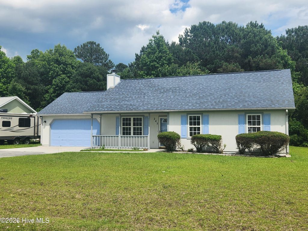 Photo of 243 Parnell Road, Hubert, NC 28539 (MLS # 100572712)