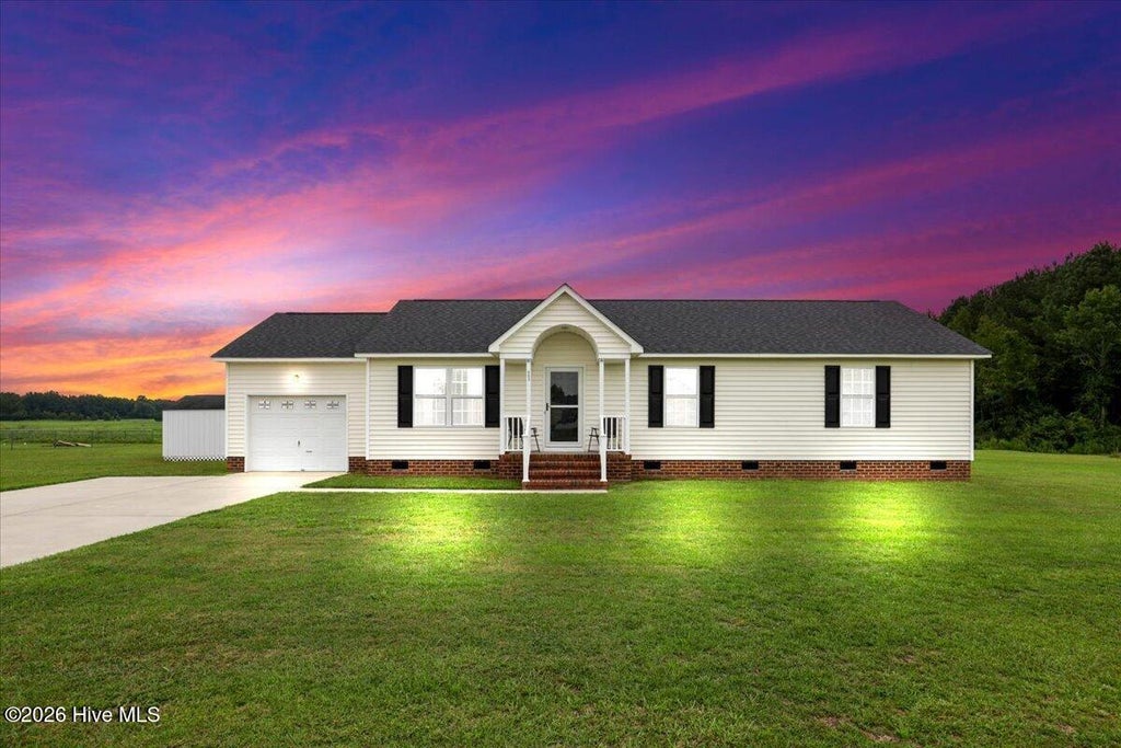 Photo of 993 Aspen Ridge Court, Deep Run, NC 28525 (MLS # 100599994)