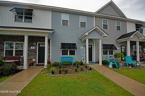 Townhouse For Sale - 7 Catalina Circle<br/> Swansboro, NC 28584