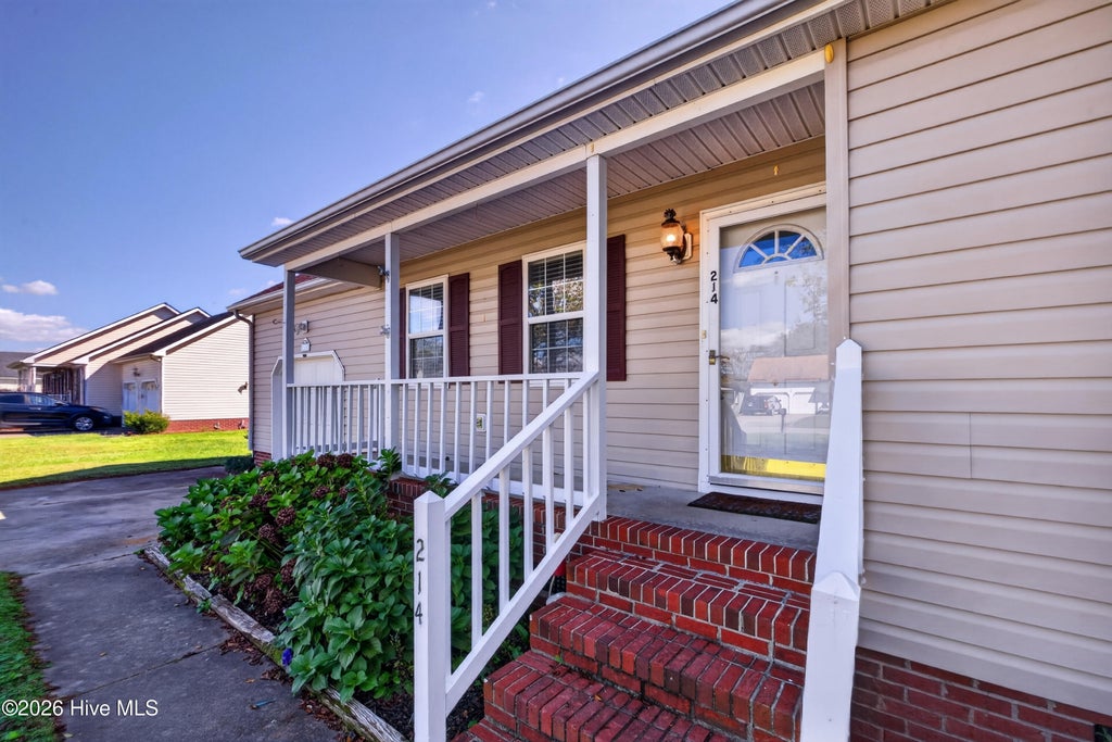 Photo of 214 Melonie Drive, Elizabeth City, NC 27909 (MLS # 100609080)