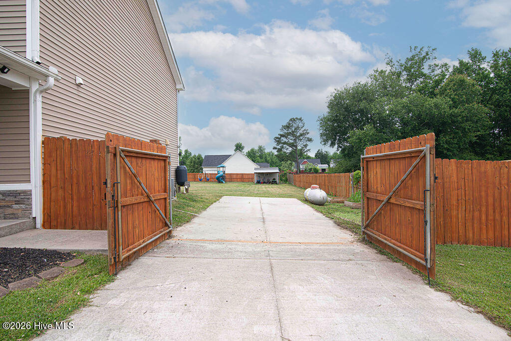 114 Bellchase Drive