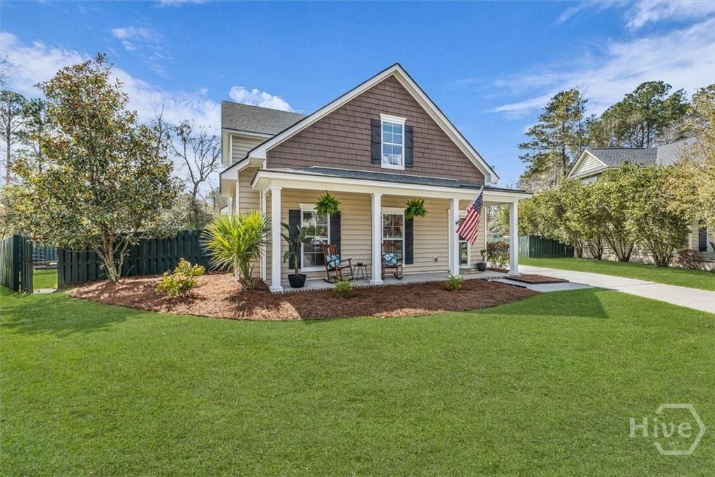 Photo of 115 Golden Rod Loop, Richmond Hill, GA 31324 (MLS # SA350367)