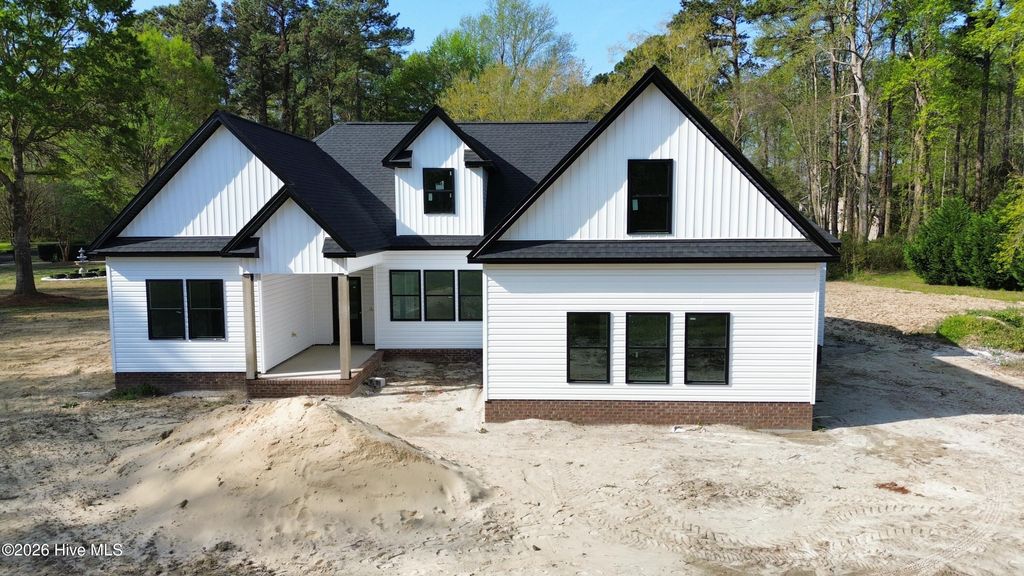 Photo of 917 Maggie Lane, Elizabeth City, NC 27909 (MLS # 100564315)