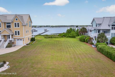 Tiny photo for 37 Sailview Drive, North Topsail Beach, NC 28460 (MLS # 100570287)