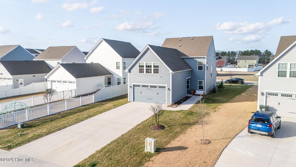 Photo of 106 Ryker Road E, Moyock, NC 27958 (MLS # 100558922)