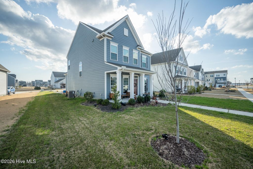 Photo of 106 Ryker Road E, Moyock, NC 27958 (MLS # 100558922)