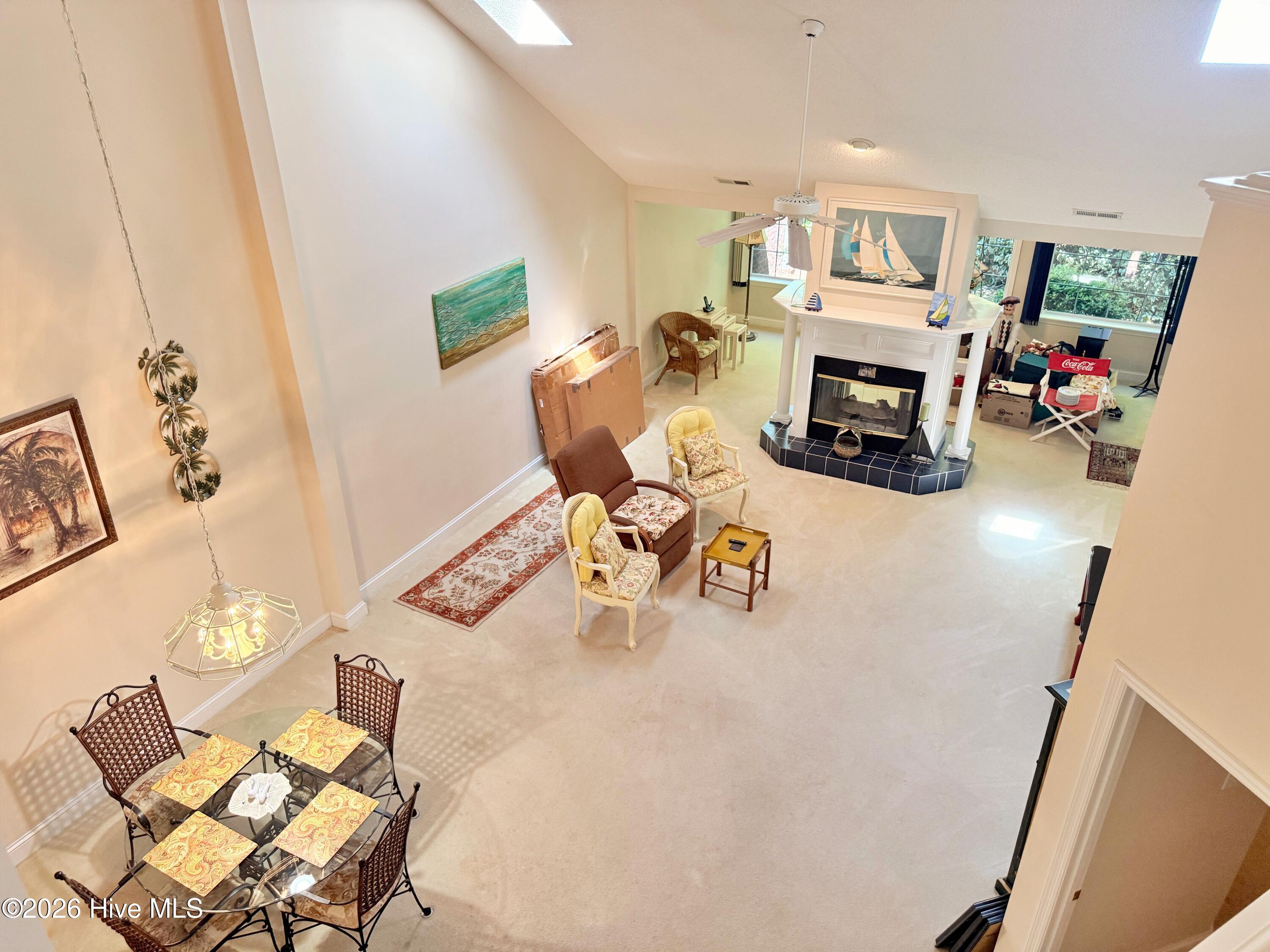 44 Pier Point
