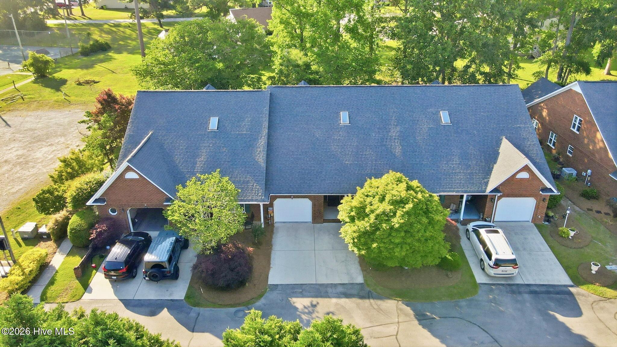 44 Pier Point